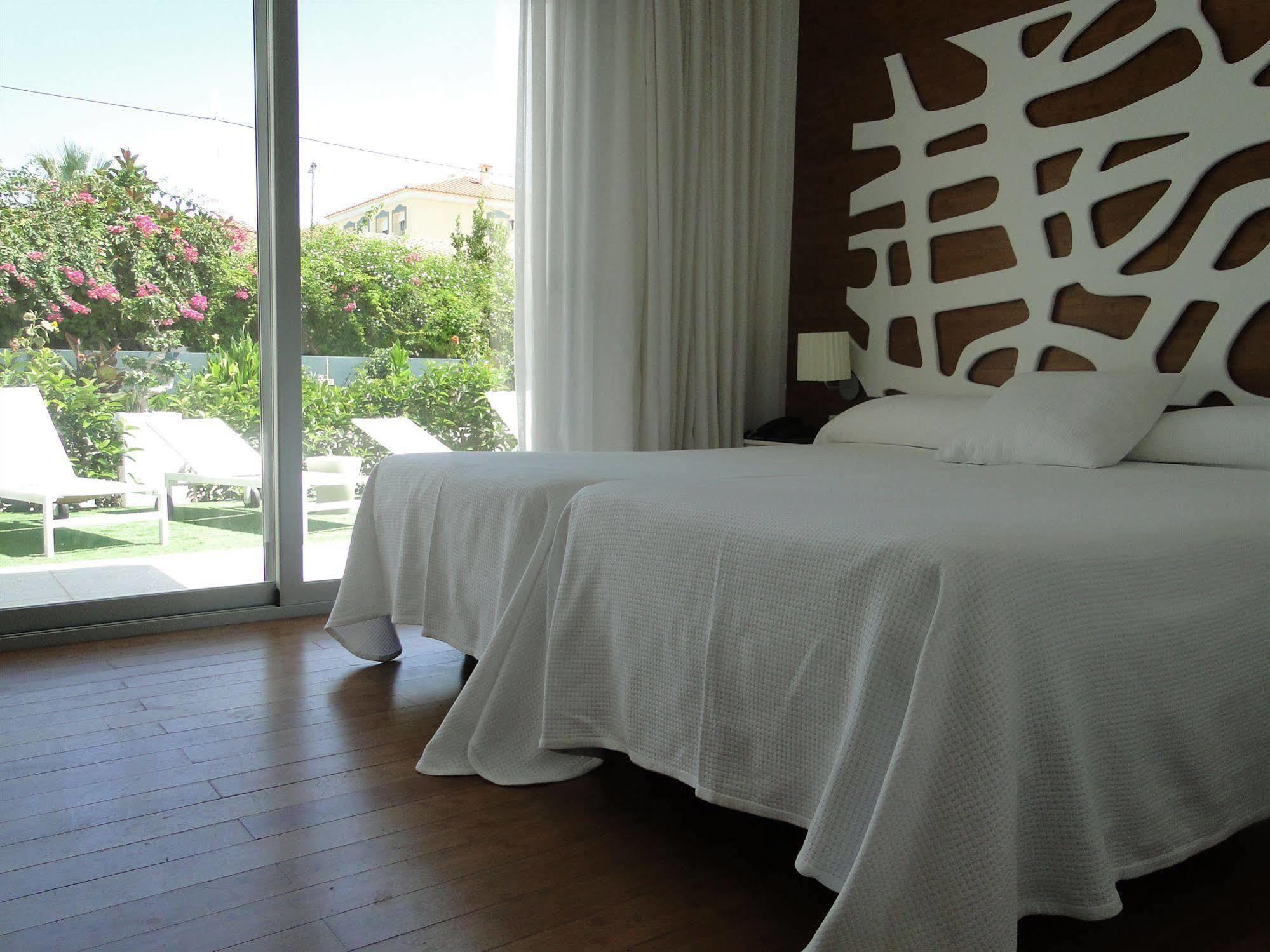 Apartamentos Villamor Denia Exterior photo