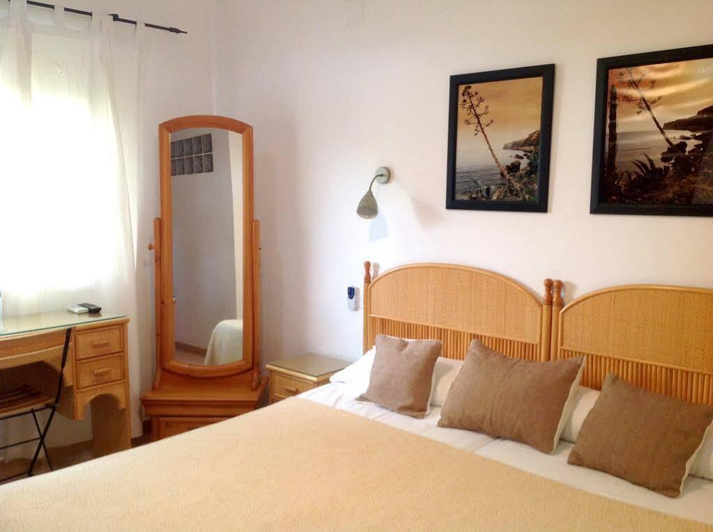 Apartamentos Villamor Denia Exterior photo